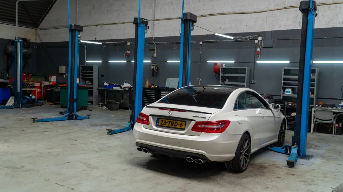 ANNCAR - POLSKI WARSZTAT-POMOC DROGOWA-AUTO LAWETA -SKLEP Z CZĘŚCIAMI -AUTO ZASTĘPCZE NA CZAS NAPRAWY | Alphen aan den Rijn