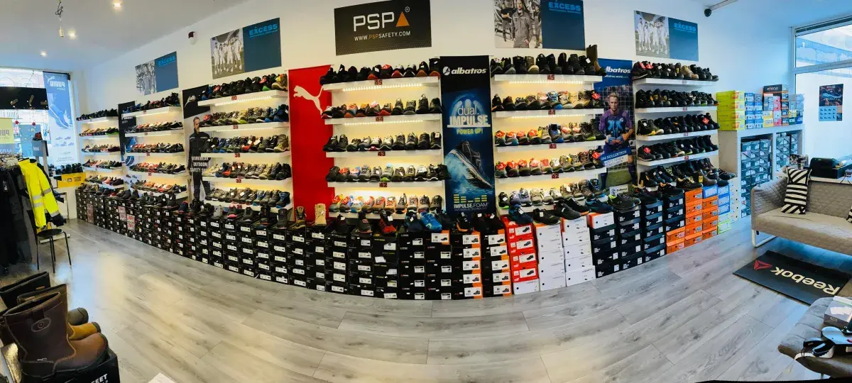 SKLEP z BUTAMI i ODZIEŻĄ ROBOCZĄ w WAALWIJK: STATIONSTRAAT 124 | Den Haag